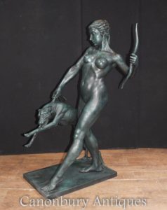 Lifesize Bronze Diana der Hunter Statue Hund Architektonische Casting Figur