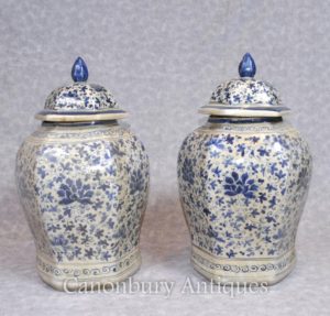 Paar Chinesische Nanking Porzellan Ingwer Tempel Urnen Gläser Vasen