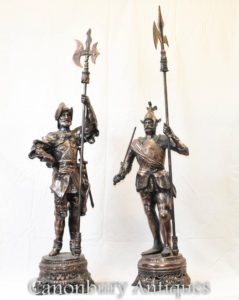 Paar Metall Spelter Englisch Ritter Statuen Schloss Chic Soldaten