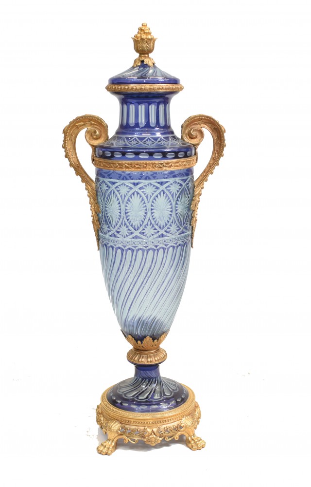 Empire Glas geschliffenes Glas Urne Amphora Vase