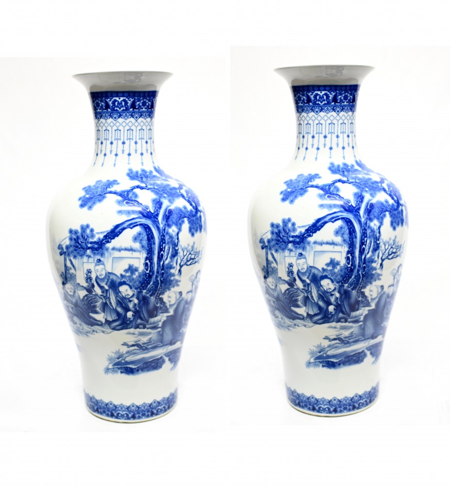 Paar blaue und weiße Porzellanvasen, Nanking-Urnen