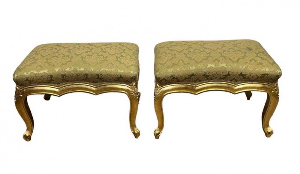Paar französische vergoldete Hocker mit Empire-Fußsitzen